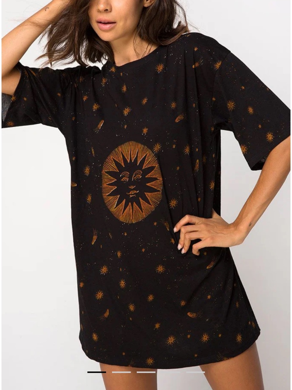 Sunny Kiss Tee In Celestial Black Placement